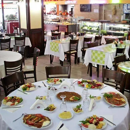 ömür Otel 3*