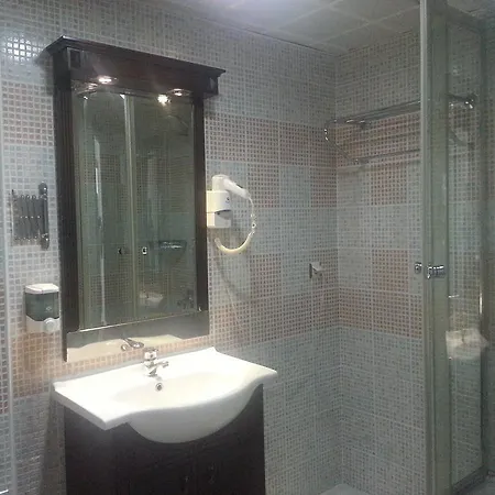 Omur Akcay (Edremit)