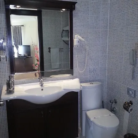 Omur Akcay (Edremit)